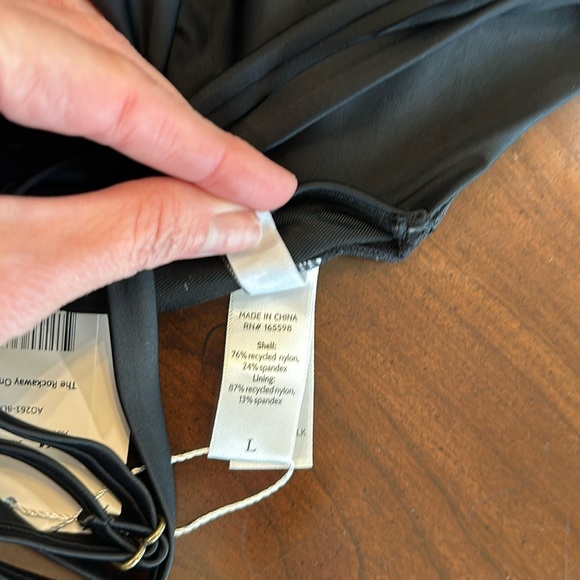 Andie Swim The Rockaway One Piece in Black L - Picture 6 of 7